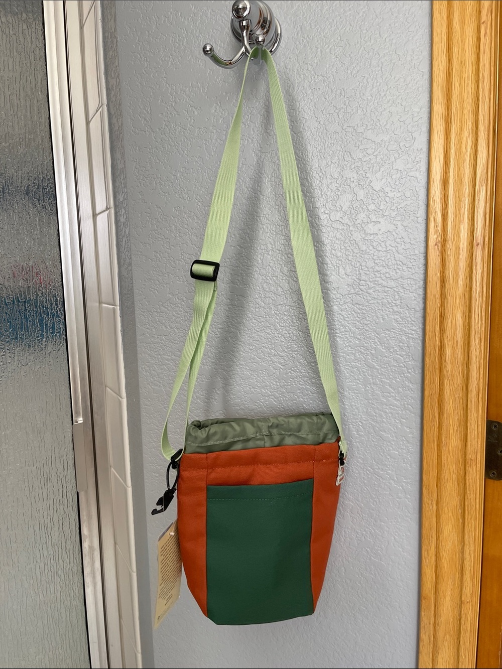 Kavu Orange, Rust & Olive Drawstring Sling Bag with Green Strap - Picture 3 of 3